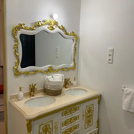 Imperiale Eglise Du Couvent Гостевой дом